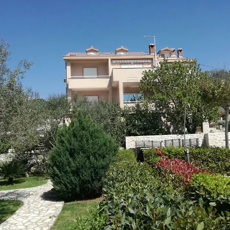 Apartment Katarina&ivan Krstinic Rab Town